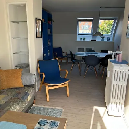C, Hyggelig Bolig Ved Den Gamle By